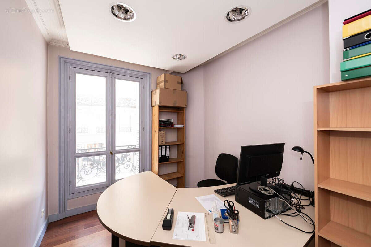 Appartement à PARIS-6E