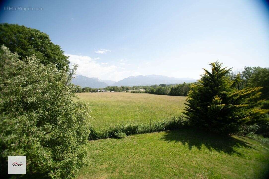 Maison à CONTAMINE-SUR-ARVE