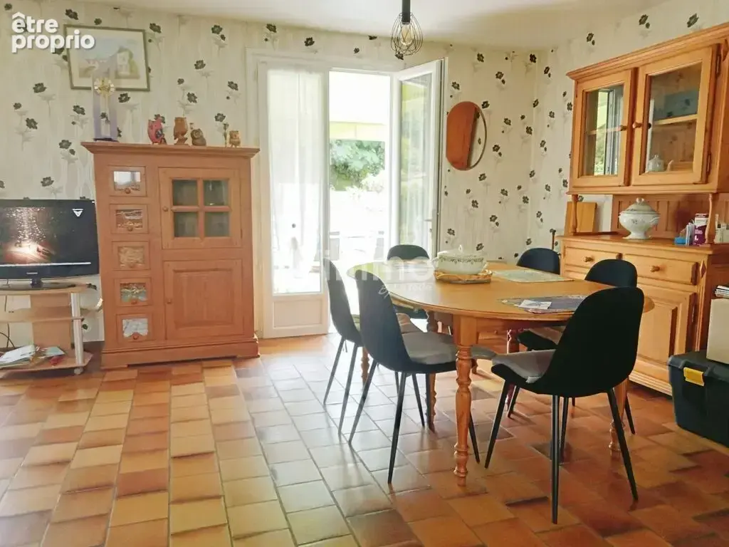 villecomtal maison 5 pièces avec garage - photo 7