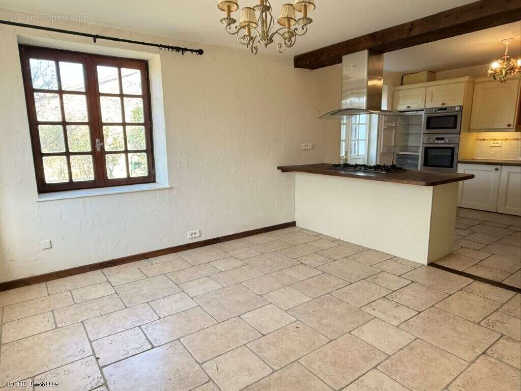 Maison à CIVRAY