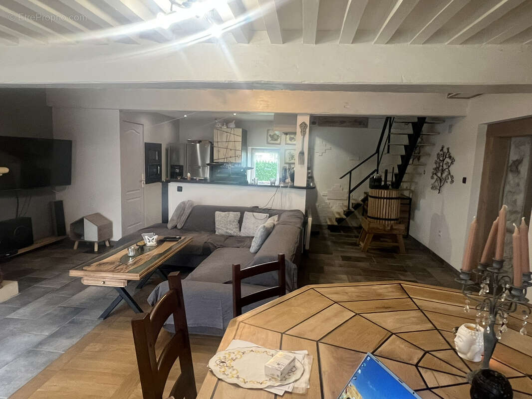 Maison à PALINGES