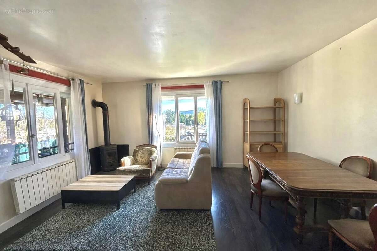 Appartement à TREVOUX