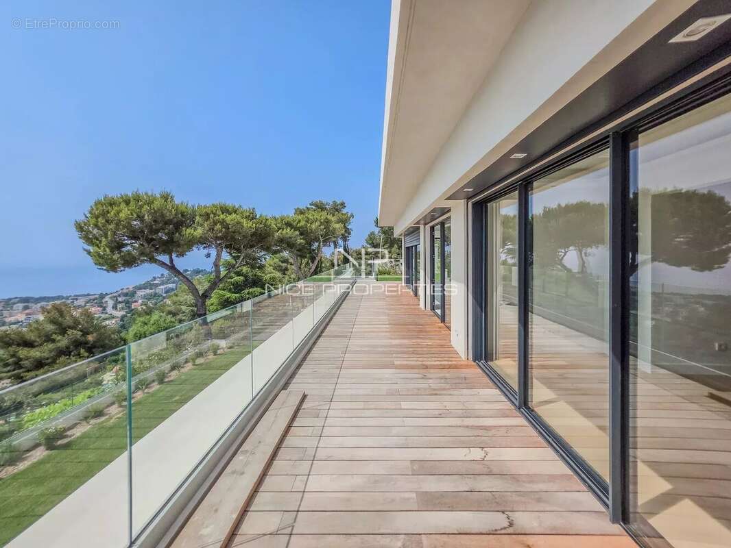 Maison à ROQUEBRUNE-CAP-MARTIN