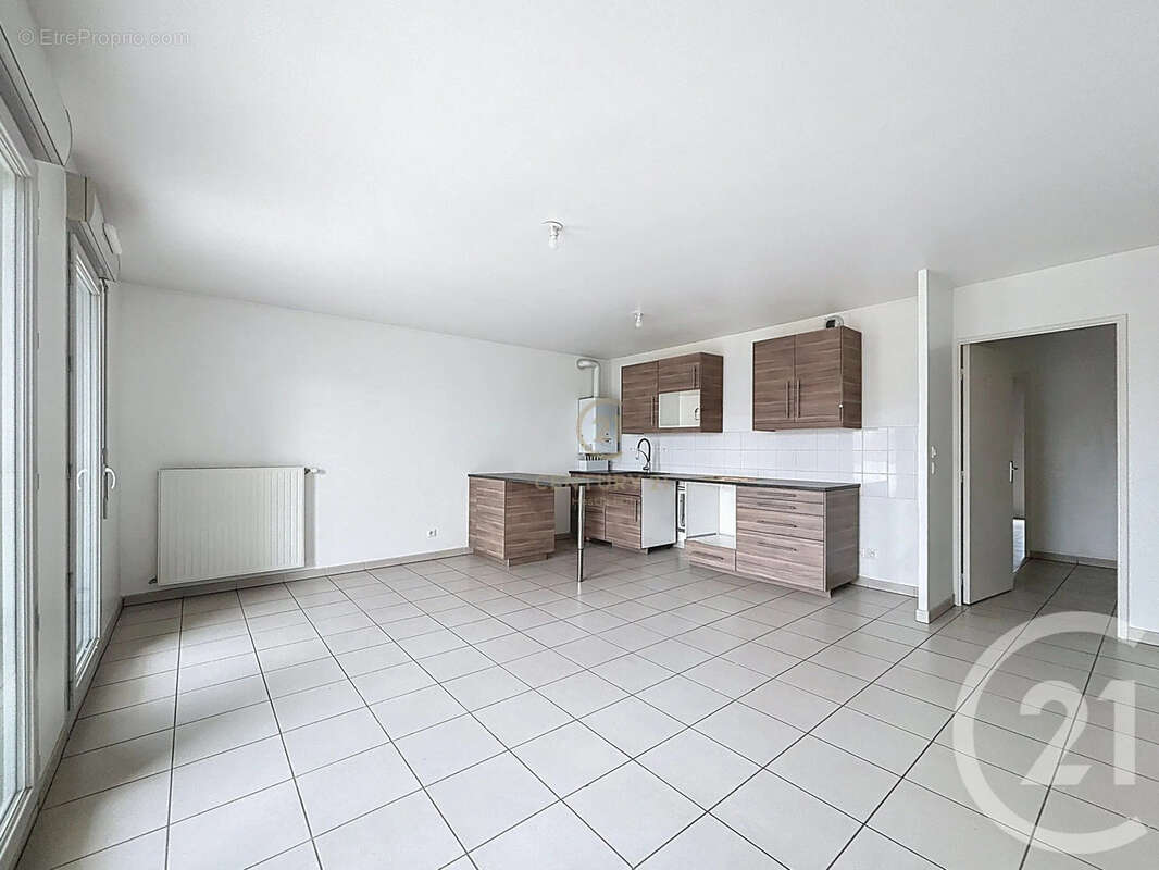 Appartement à DECINES-CHARPIEU