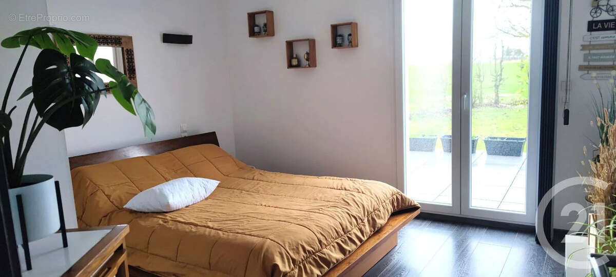 Maison à VELYE