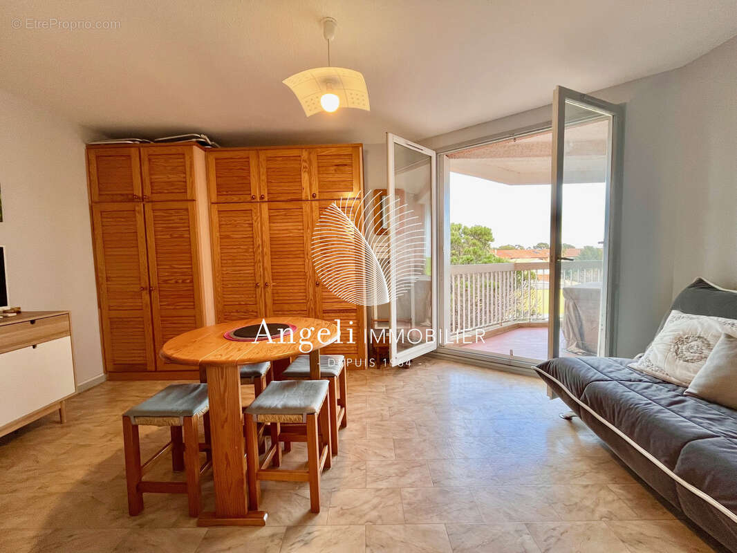 Appartement à FREJUS