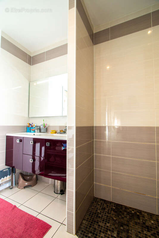 Maison à VERNEUIL-SUR-VIENNE