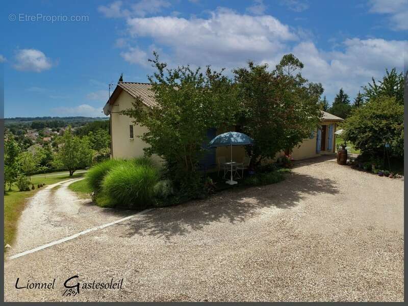 Maison à PORT-SAINTE-FOY-ET-PONCHAPT
