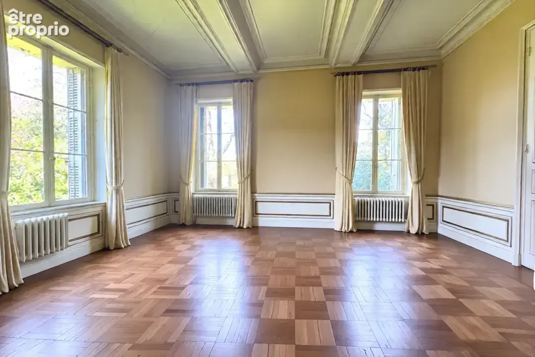 Maison de maître dans un parc de 4.600 m2 au centre de thouars - photo 6