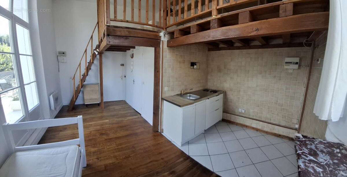 Appartement à HERICY