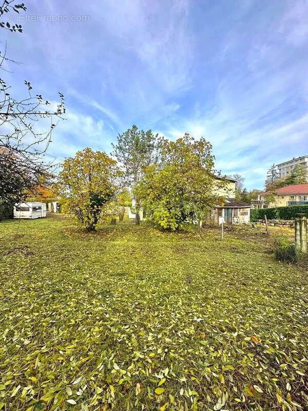 Maison à LONS-LE-SAUNIER