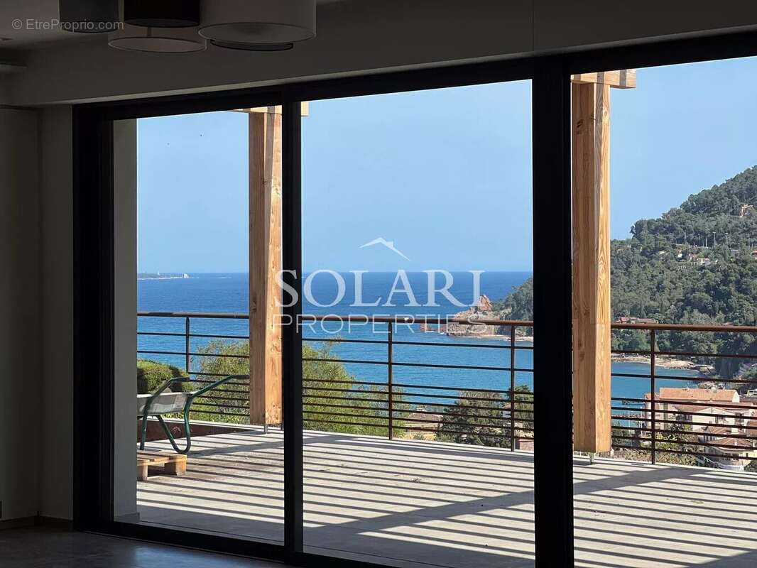 Maison à THEOULE-SUR-MER