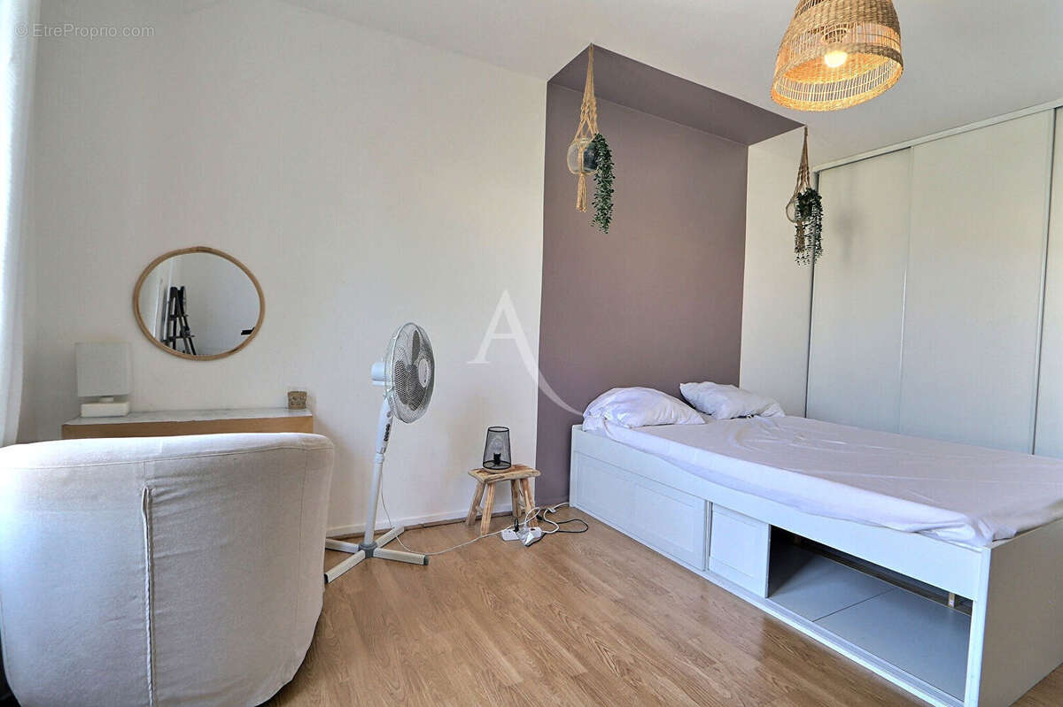 Appartement à AUBERVILLIERS