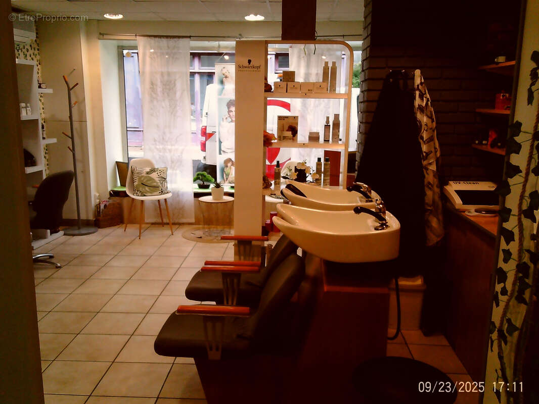 Commerce à LA CHARITE-SUR-LOIRE