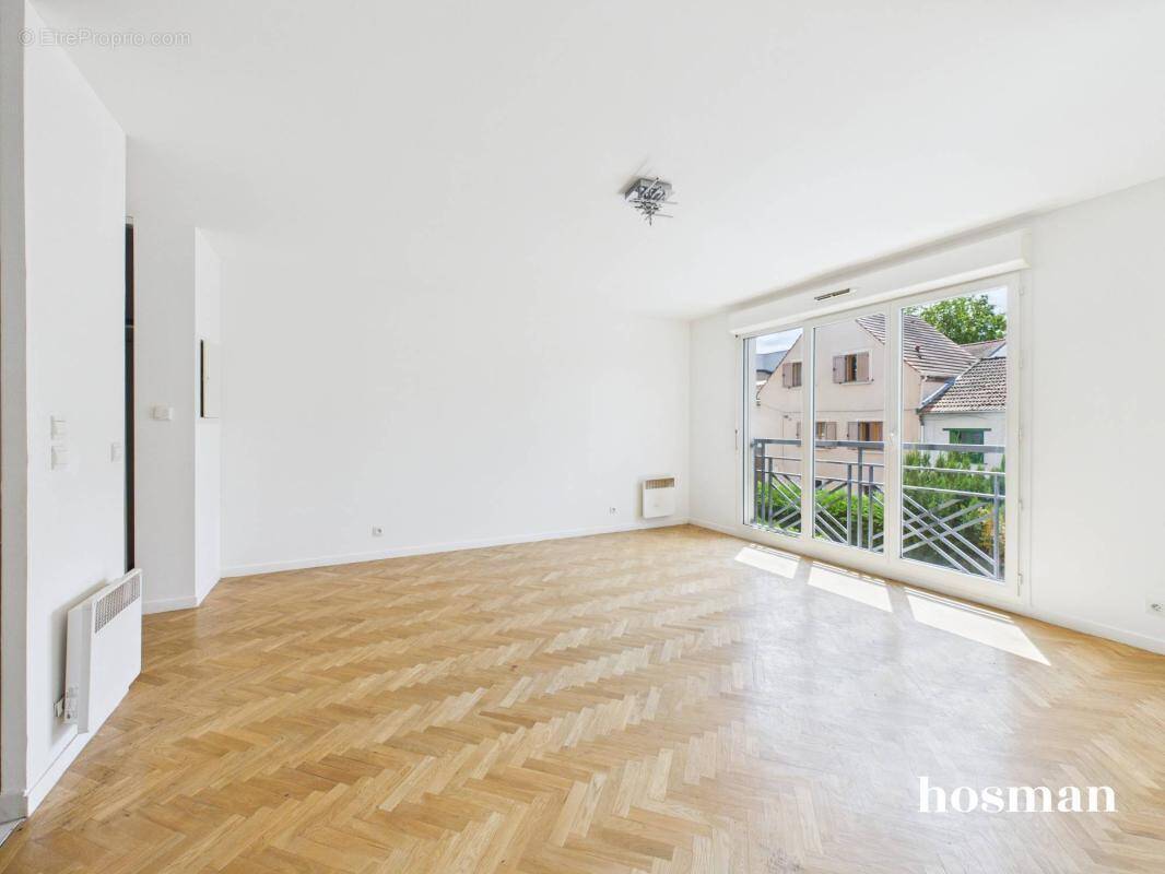 Appartement à NANTERRE