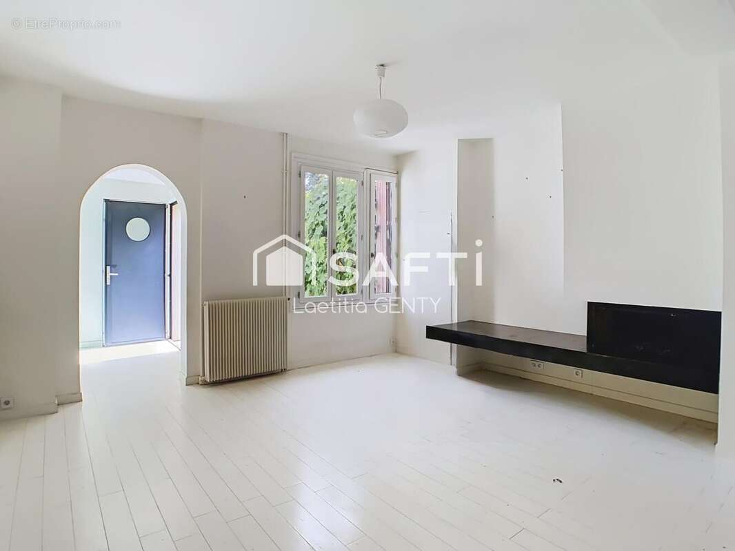 Photo 4