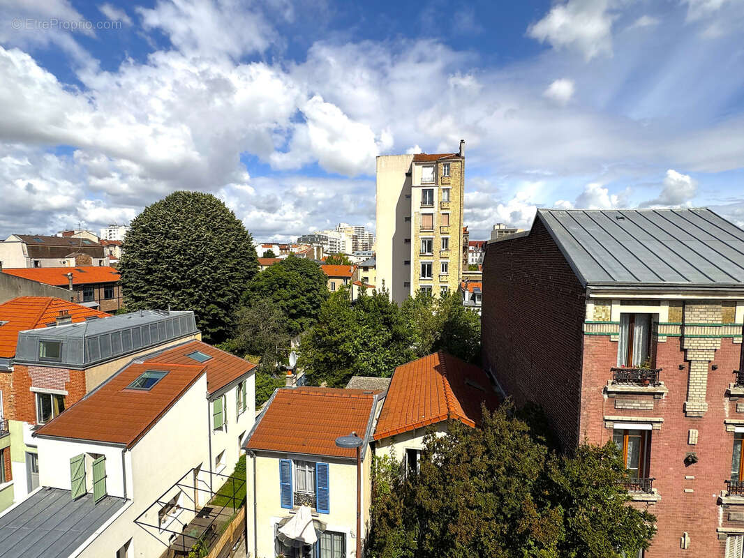 Appartement à LES LILAS
