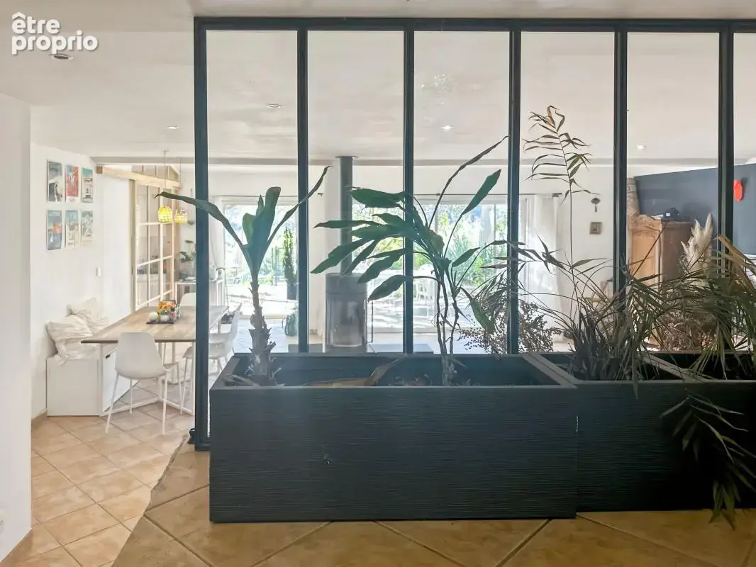 Maison de 140 m² - Trois chambres et un bureau - 1500 m² en restanques - photo 5