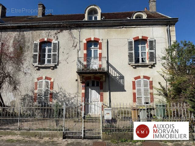 Maison à VENAREY-LES-LAUMES