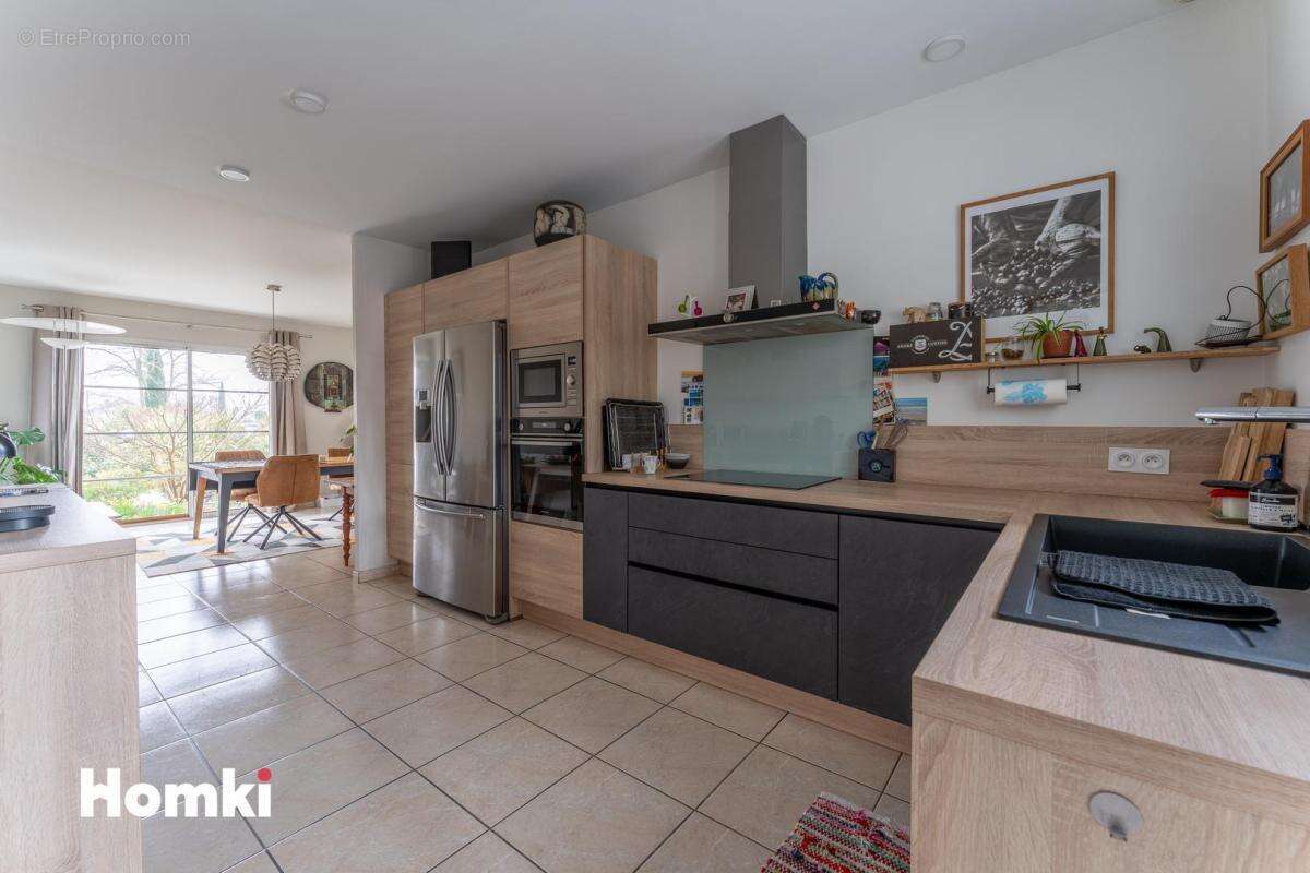 Maison à VILLENAVE-D'ORNON