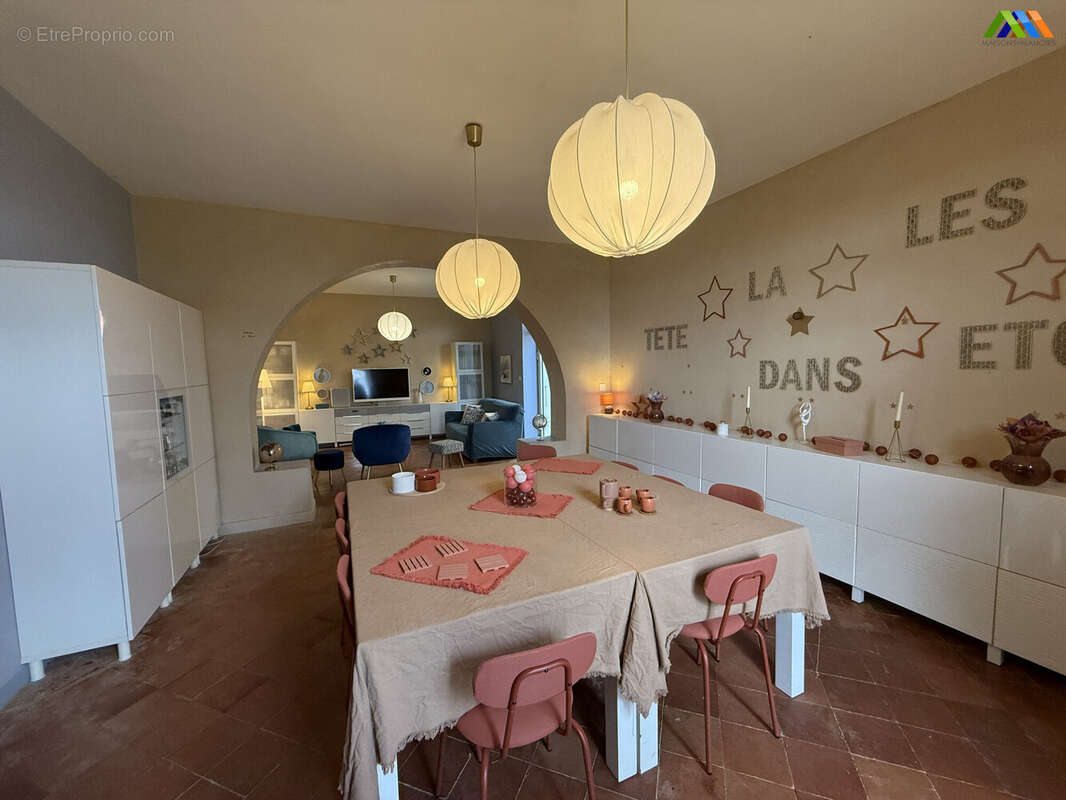 Maison 397 m² à Saramon  - photo 8
