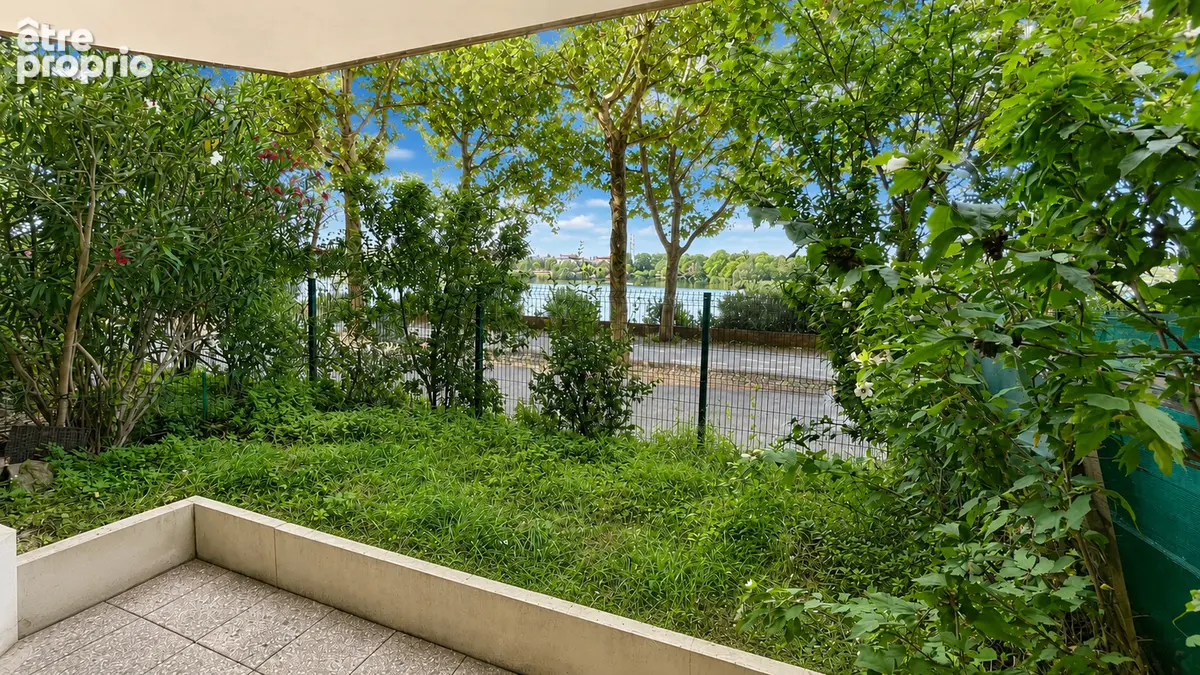 Face au lac _3 pièces avec jardin privatif et double box - photo 13
