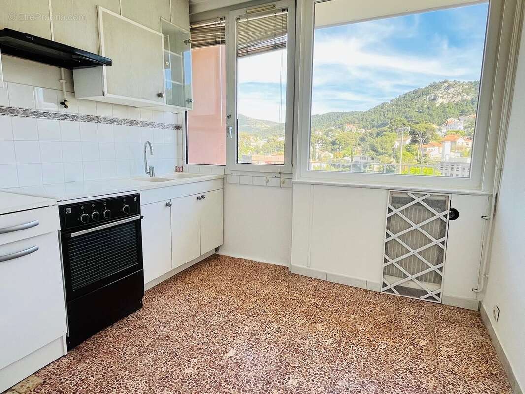 Appartement à MARSEILLE-9E