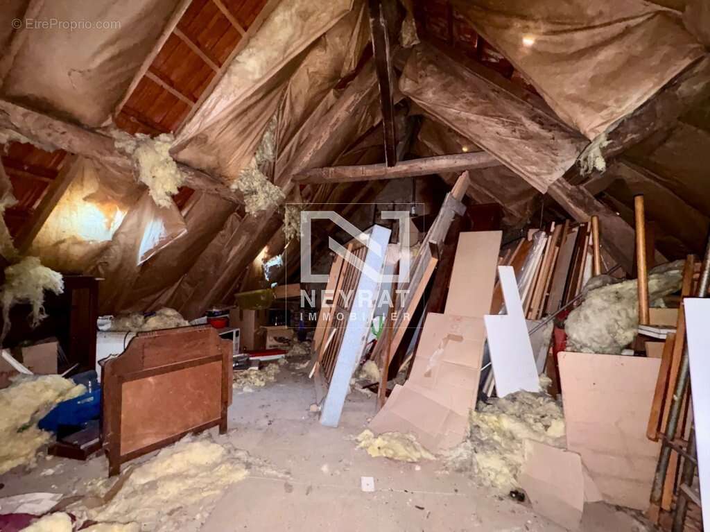 Maison à THIL-SUR-ARROUX