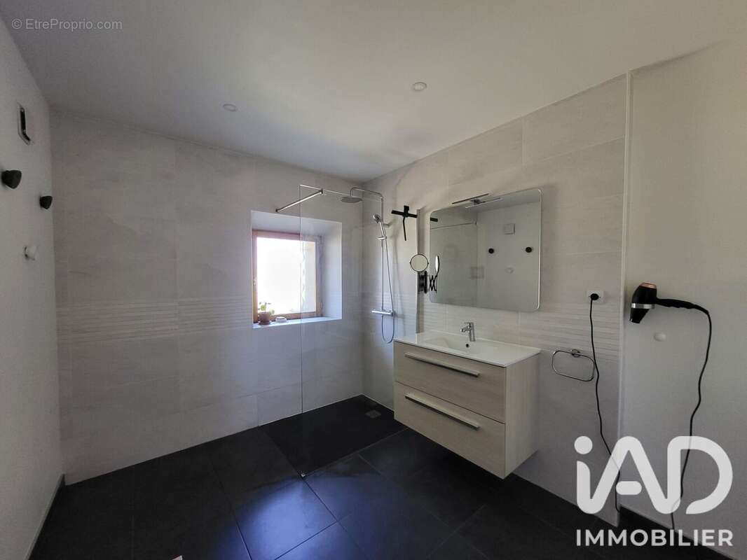 Maison 203 m² à Dammarie  - photo 7