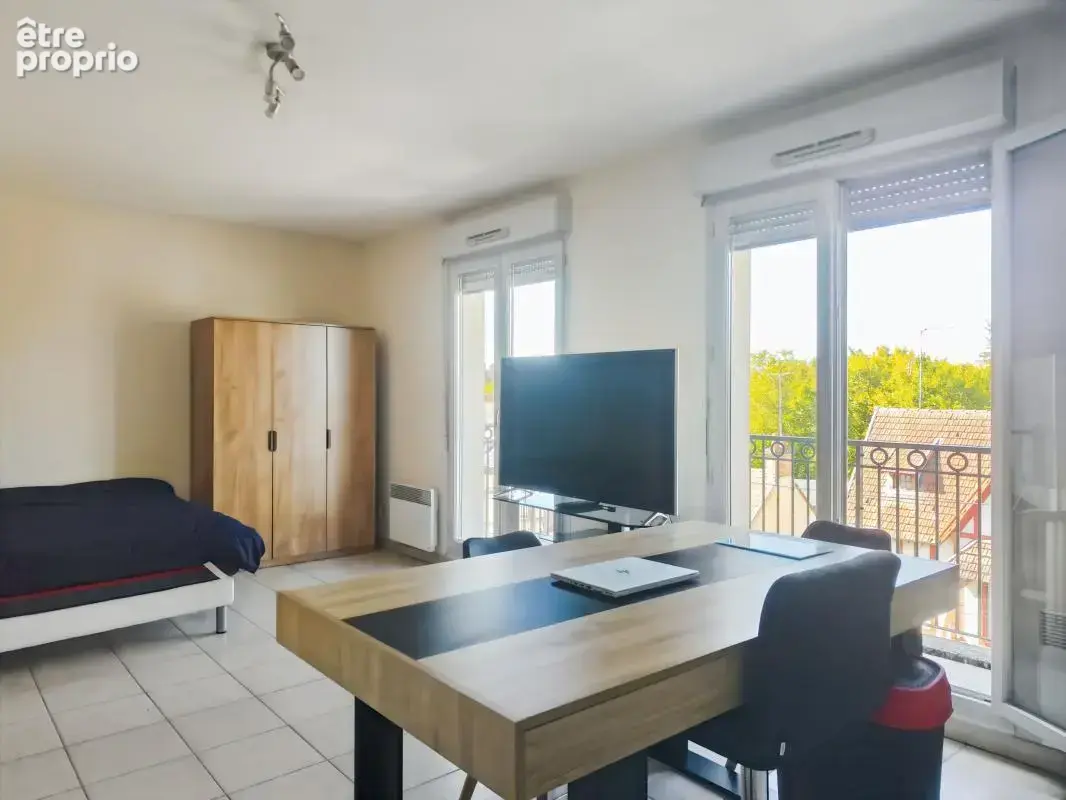  SPECIAL INVESTISSEUR : Studio 35 m² vendu Loué avec Balcon & Parking - photo 3