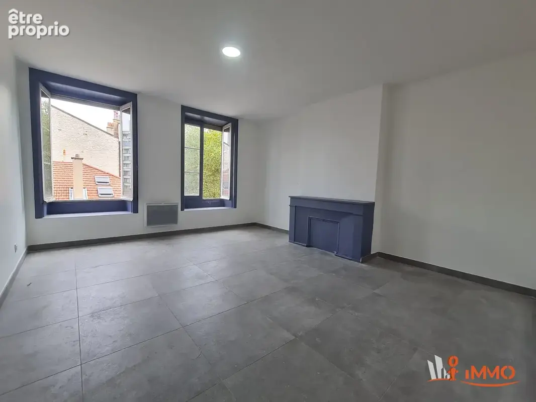 Appartement 4 pièces 98 m² à vendre à Saint-Etienne (42000) - photo 2