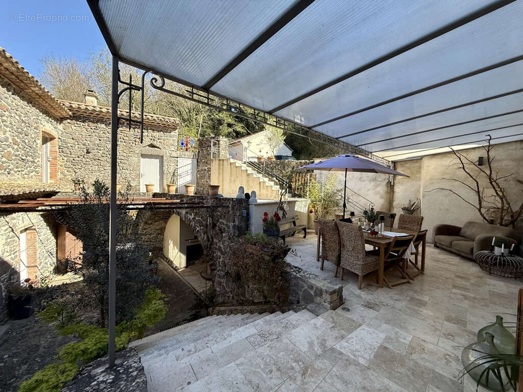 Maison à PRIVAS