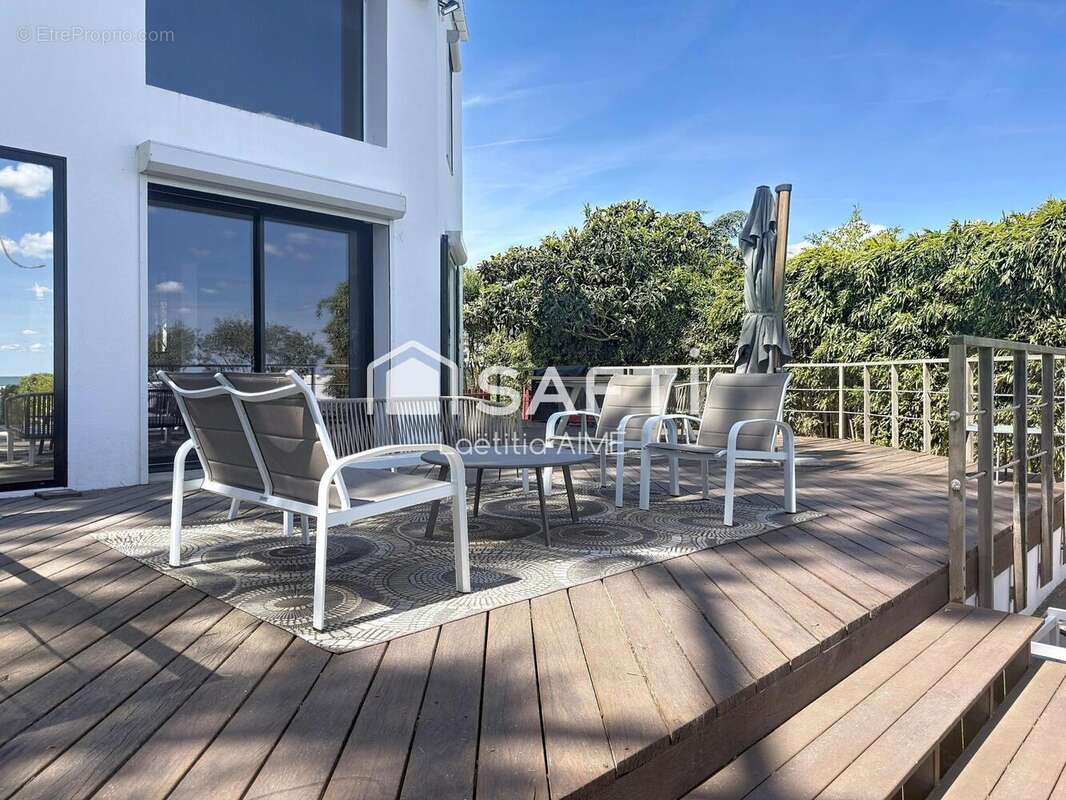Photo 2 - Maison à LA FLOTTE