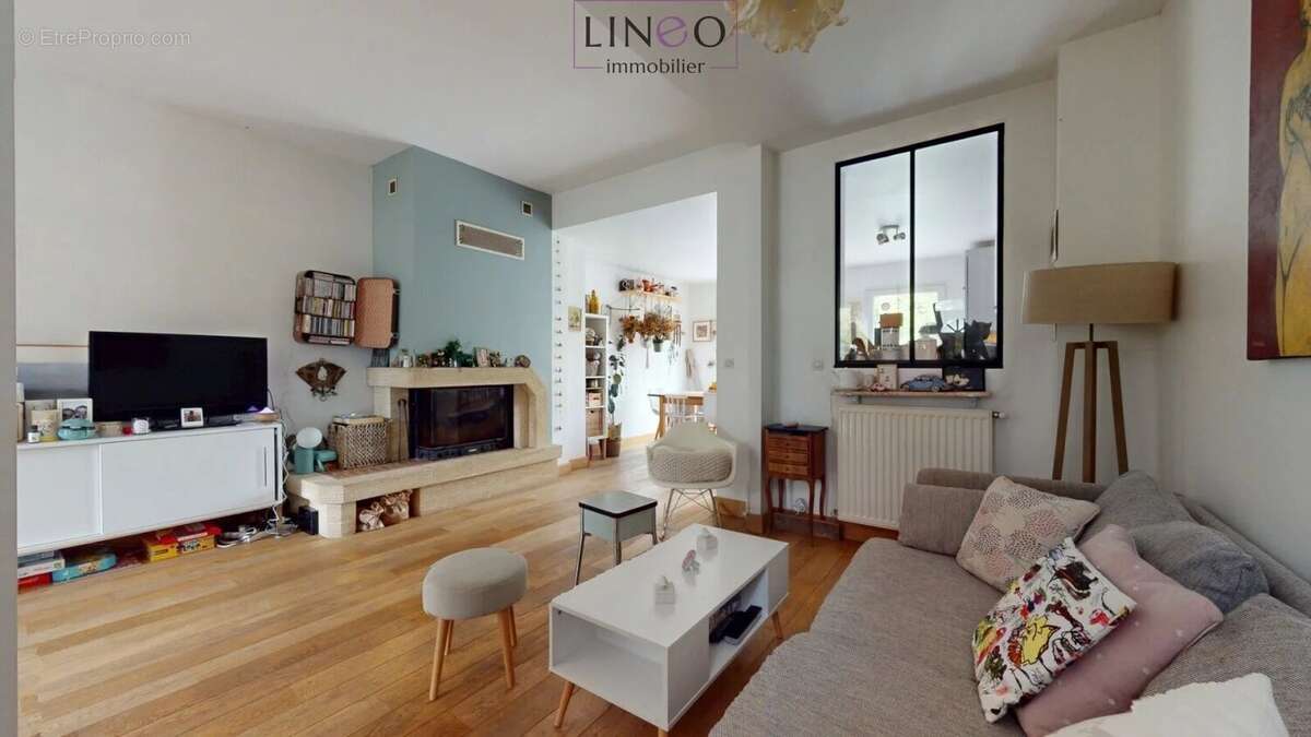 Maison à CHOISY-LE-ROI