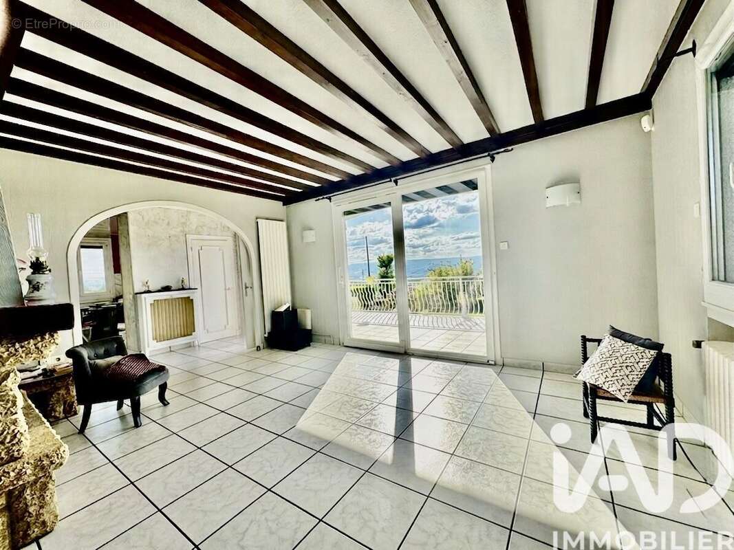 Photo 5 - Maison à SAINT-BONNET-LES-OULES