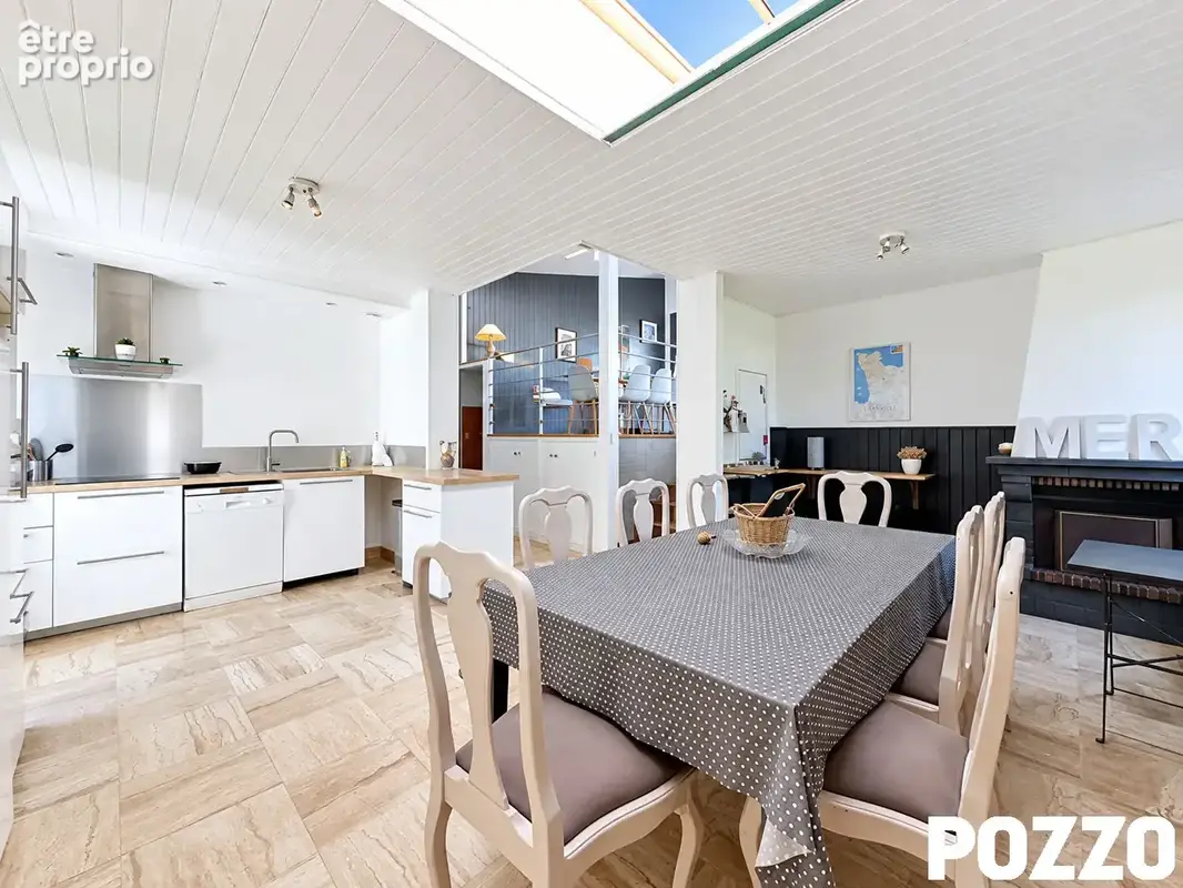 A VENDRE - Maison 124m² - Front de mer - DONVILLE LES BAINS (50350) - photo 17
