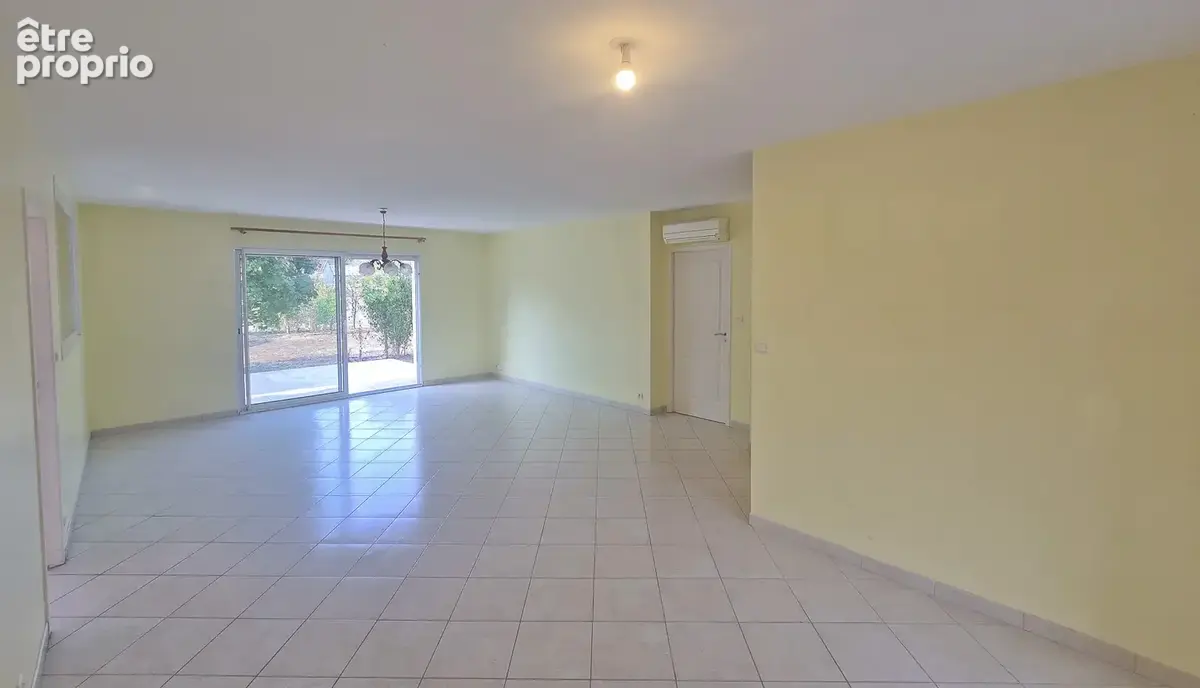 SOUAL, maison récente 114 m2 de plain pied - photo 6