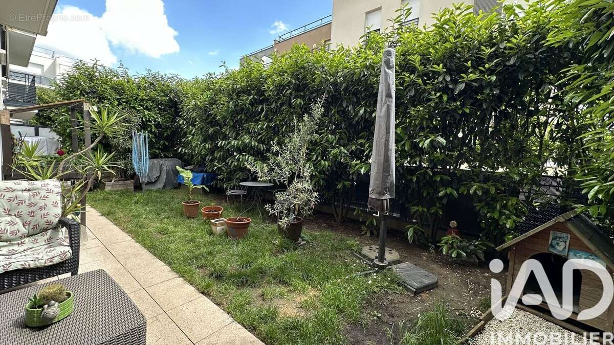Photo 2 - Appartement à LA VILLE-DU-BOIS