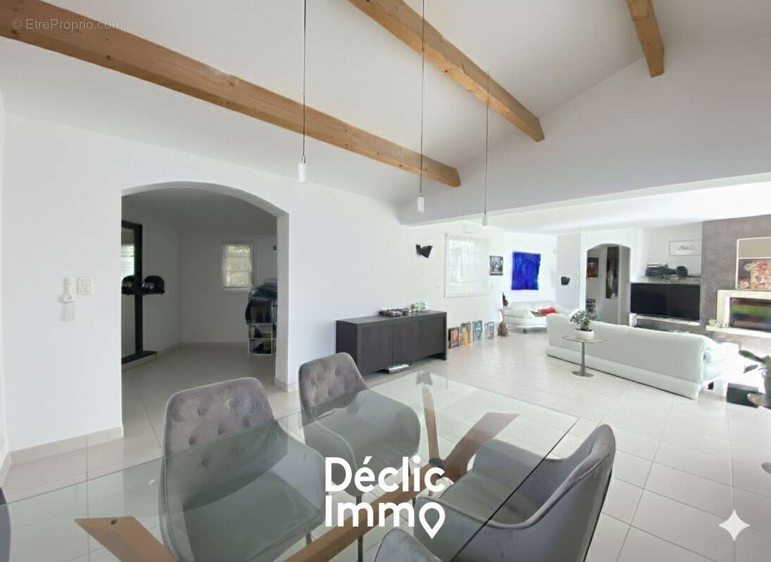 Maison à DOMPIERRE-SUR-MER