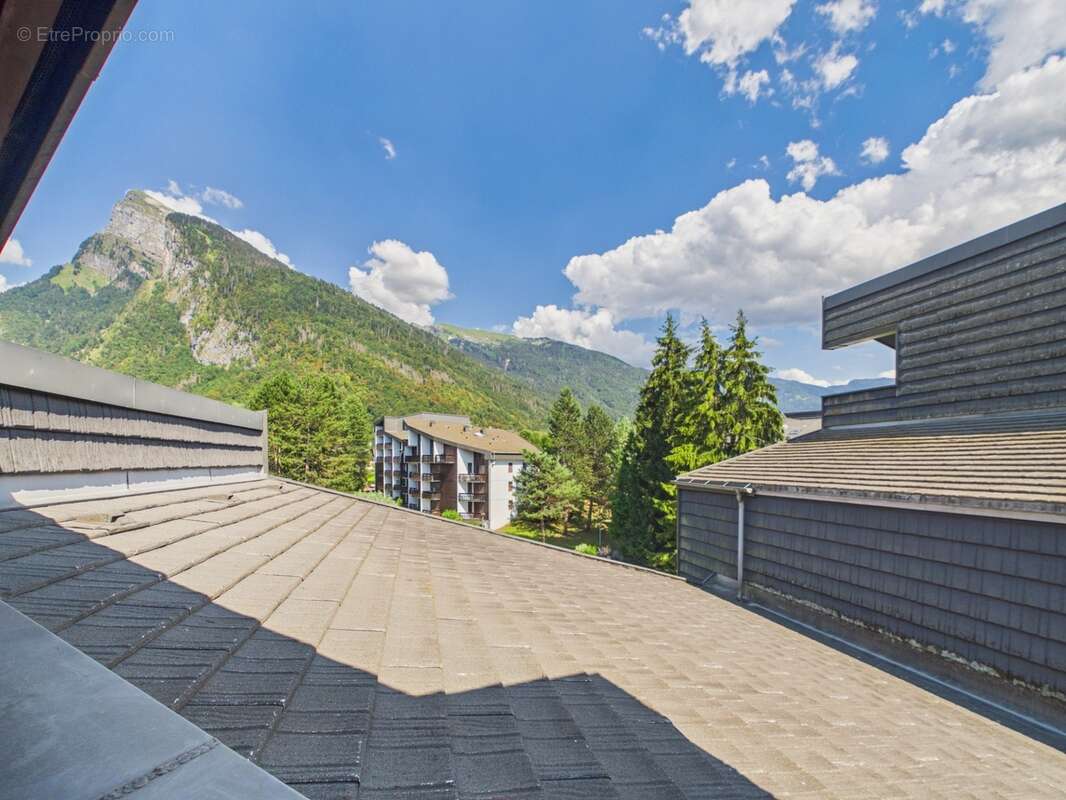 Haute Savoie (74), à vendre SAMOENS - Domaine skiable Grand Massif - Appartement T4 duplex - photo 10