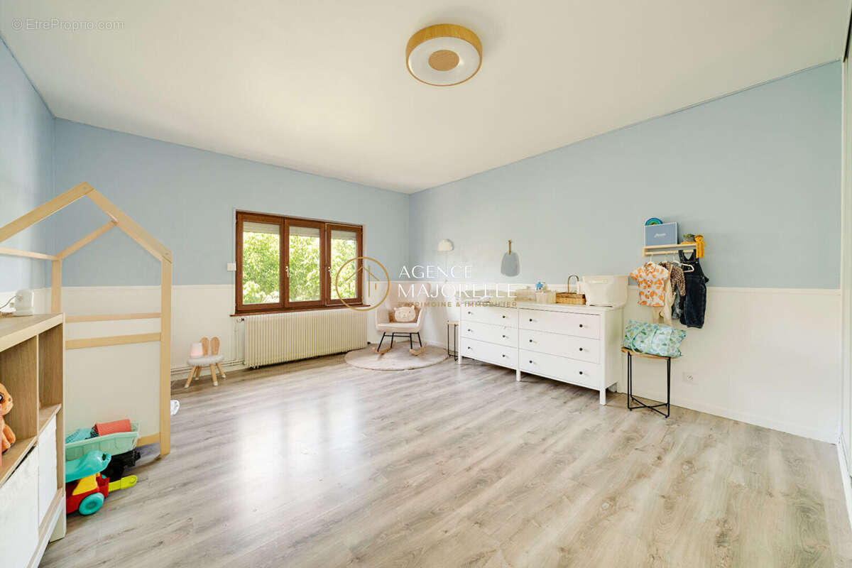Maison familiale 175 m² , 4 chambres,dressing, Jardin sans vis-à-vis ,Proche Nancy - photo 13