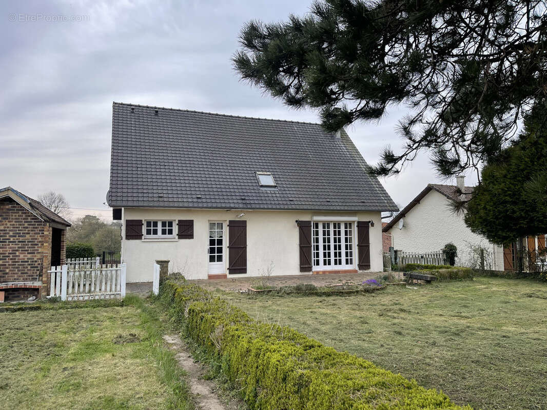 Maison à AVESNES-LE-COMTE