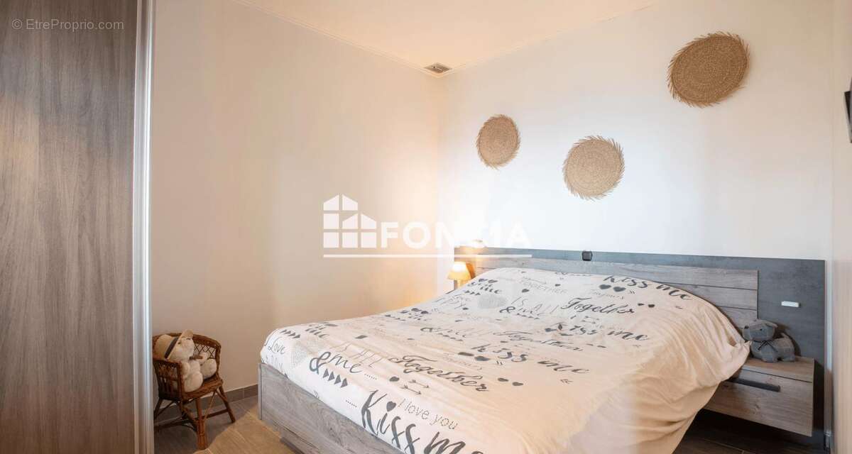 Appartement à SIX-FOURS-LES-PLAGES