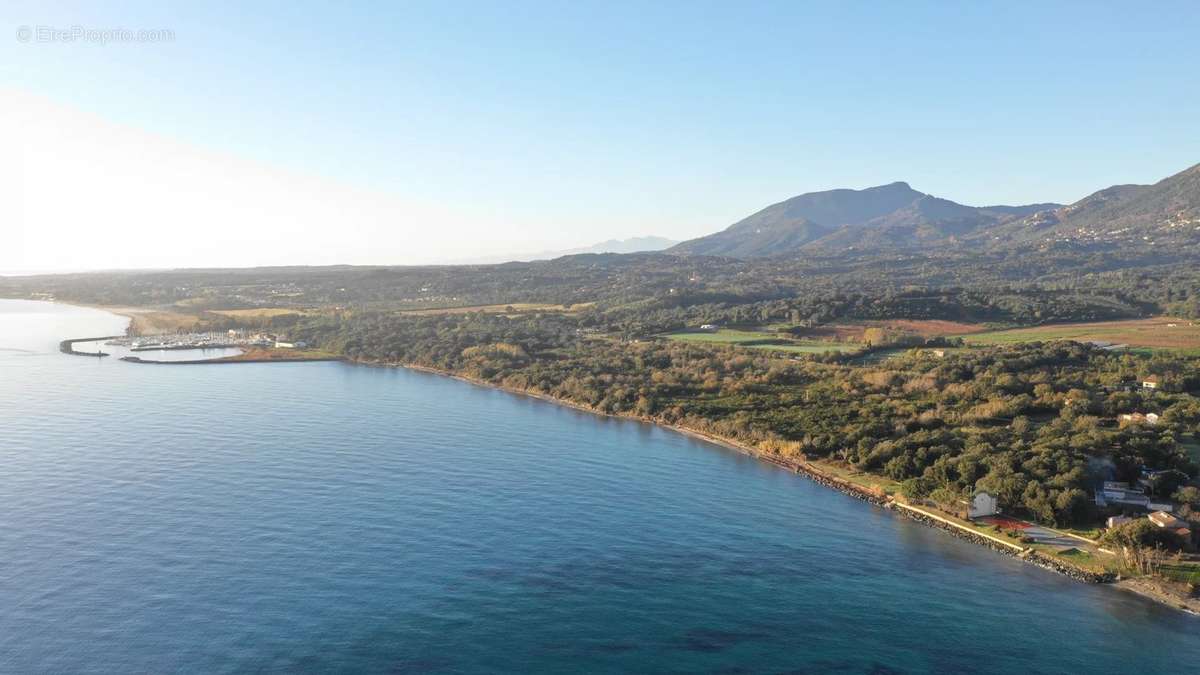 Appartement à SANTA-MARIA-POGGIO