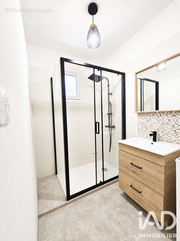 Appartement 30 m² à La Seyne-Sur-Mer  - photo 4