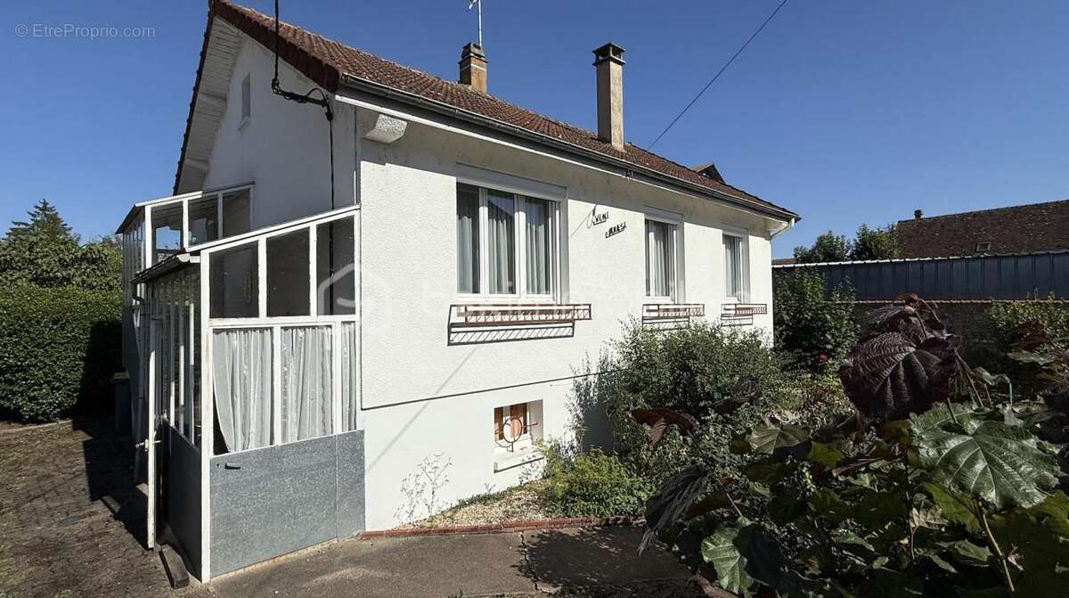 Maison à SAINT-CLEMENT