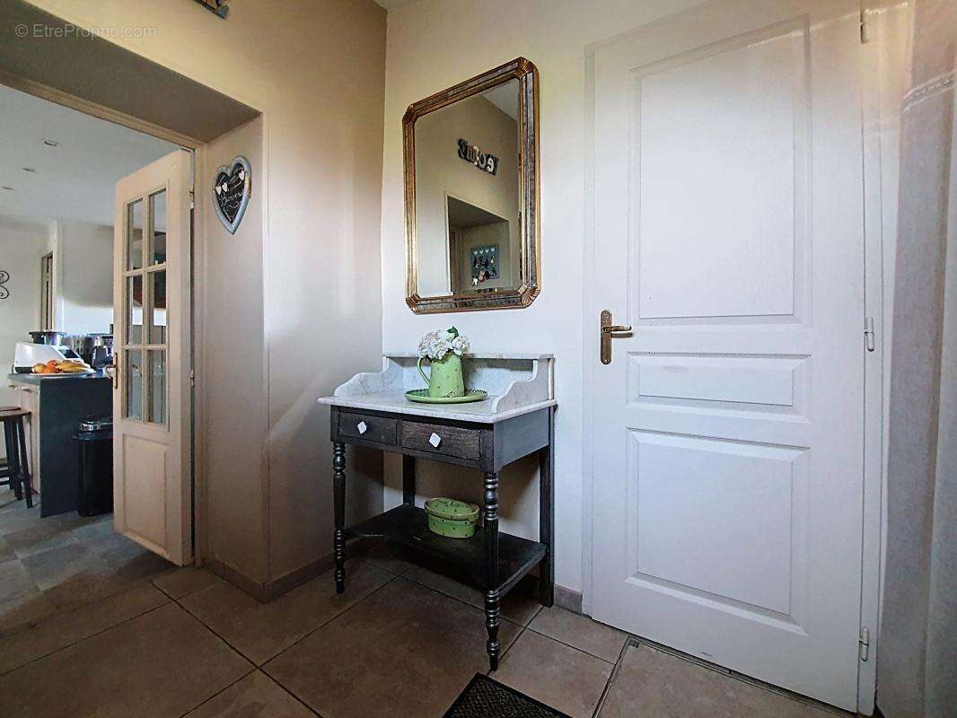 Maison à SAINT-PIERRE-DE-CHANDIEU