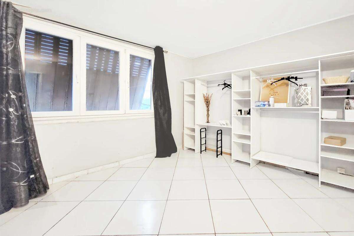 Appartement à RIS-ORANGIS
