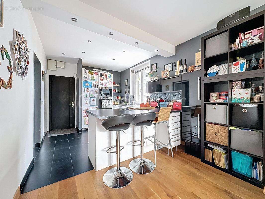 Appartement à RUEIL-MALMAISON