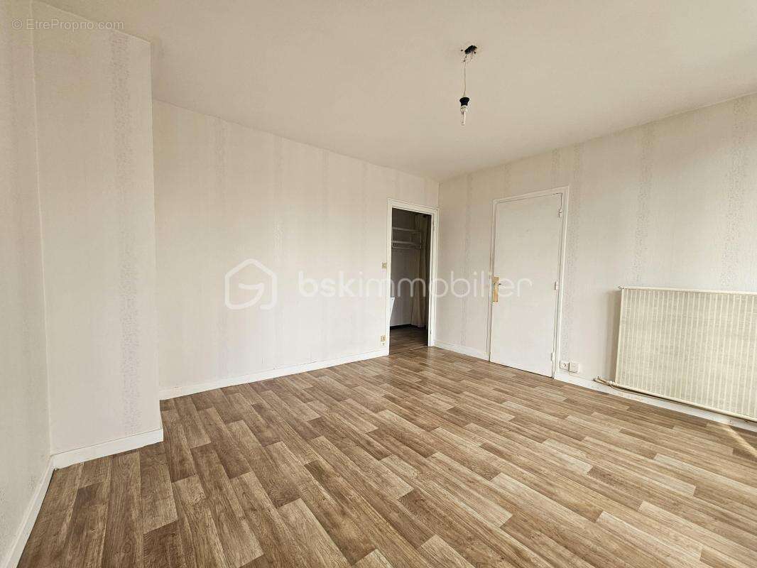Appartement à MEYLAN